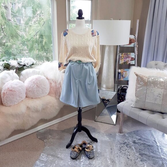 NWT House of Harlow light blue faux leather Bermuda shorts, S - Picture 2 of 6